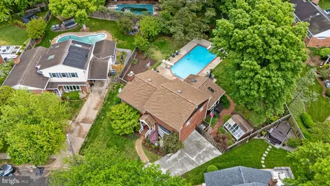 $1,395,000 | 2905 Maplewood Place, Alexandria, VA 22302