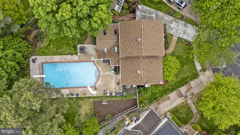 $1,395,000 | 2905 Maplewood Place, Alexandria, VA 22302