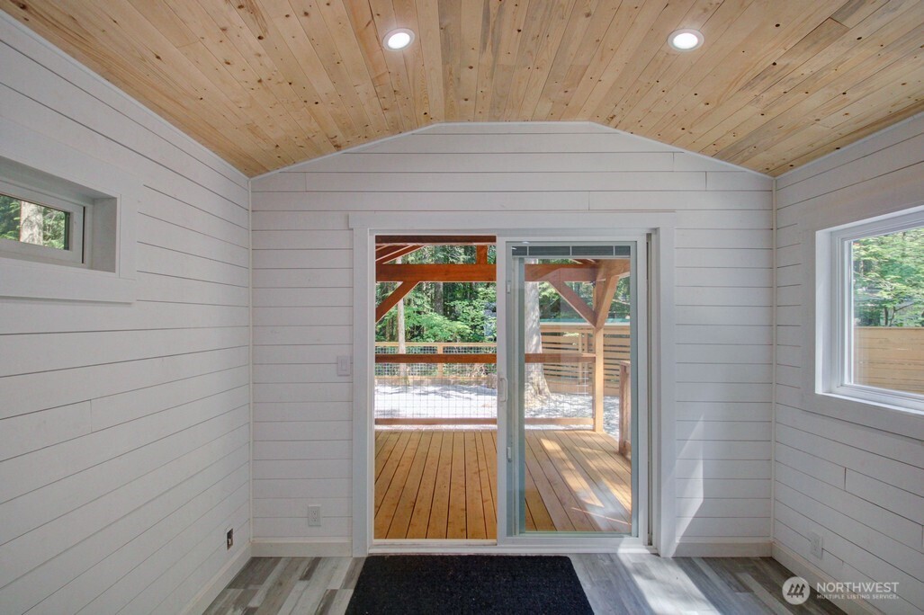 92 Riverside Drive Maple Falls, WA 98266 - Photo 13 of 30