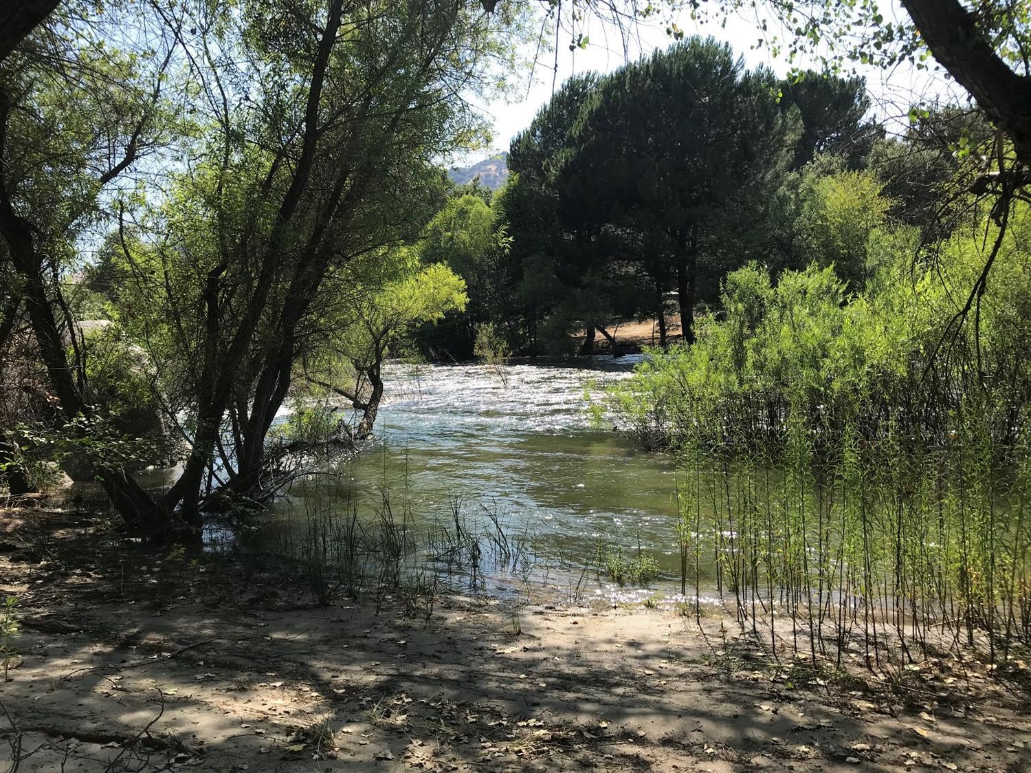 42493 Sierra Drive Three Rivers, CA 93271 - Photo 17 of 38 Facing down stream from beach area 2