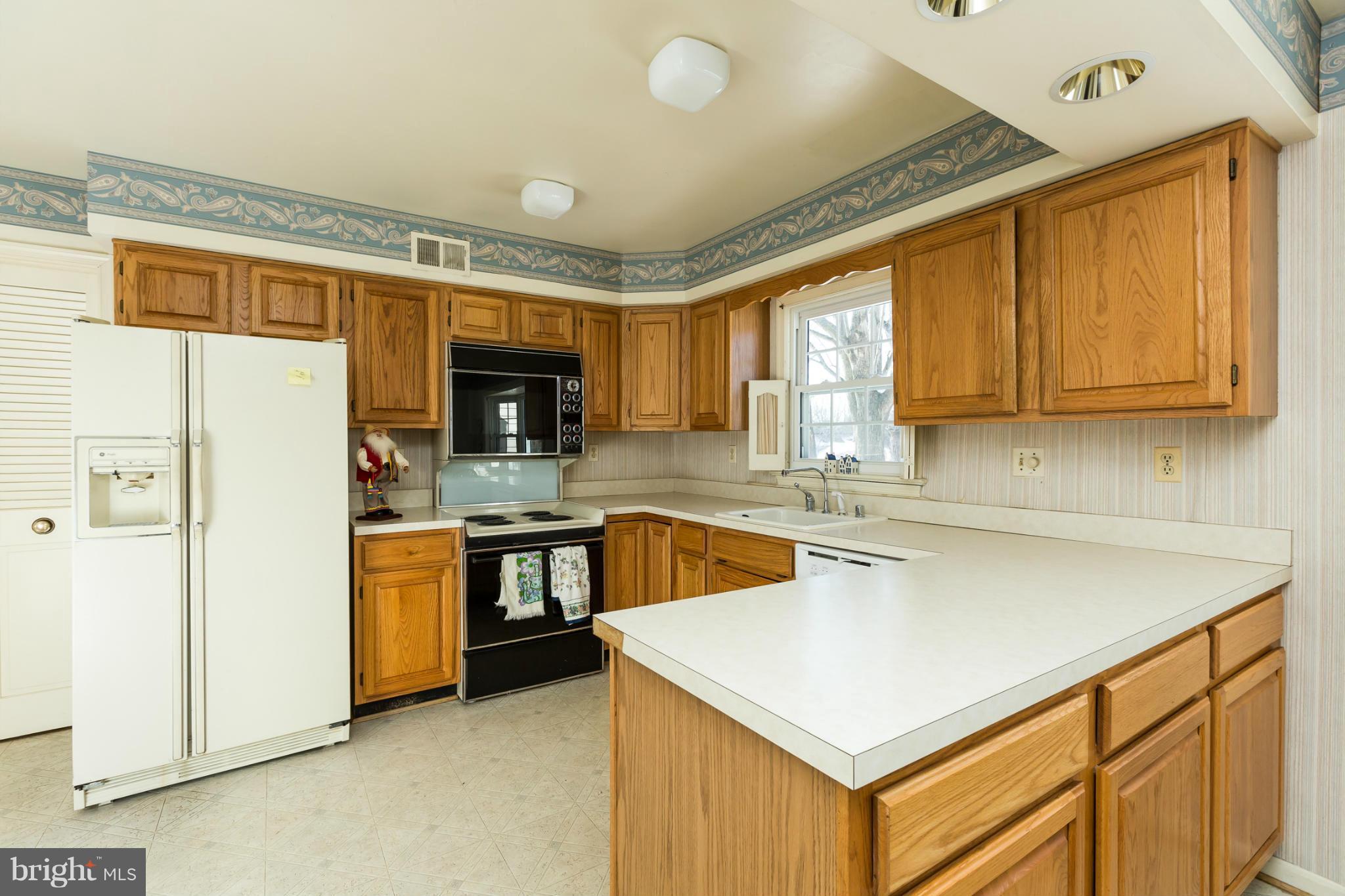 15316 Durant Street Silver Spring, MD 20905 - Photo 8 of 30 Kitchen