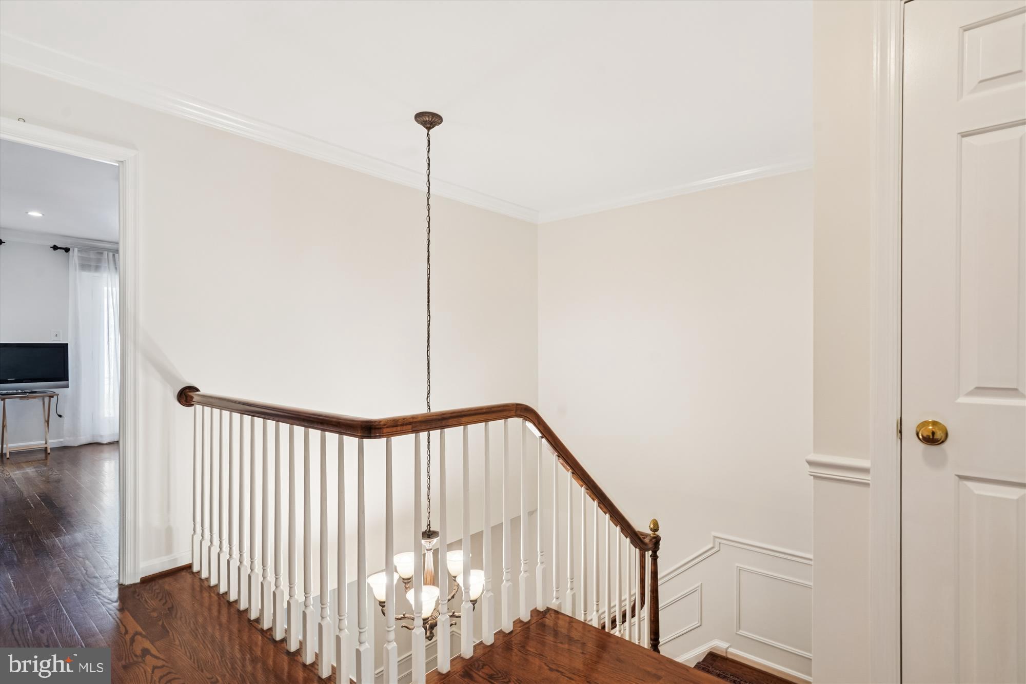 3922 North Glebe Road Arlington, VA 22207 - Photo 32 of 46 a view of entryway