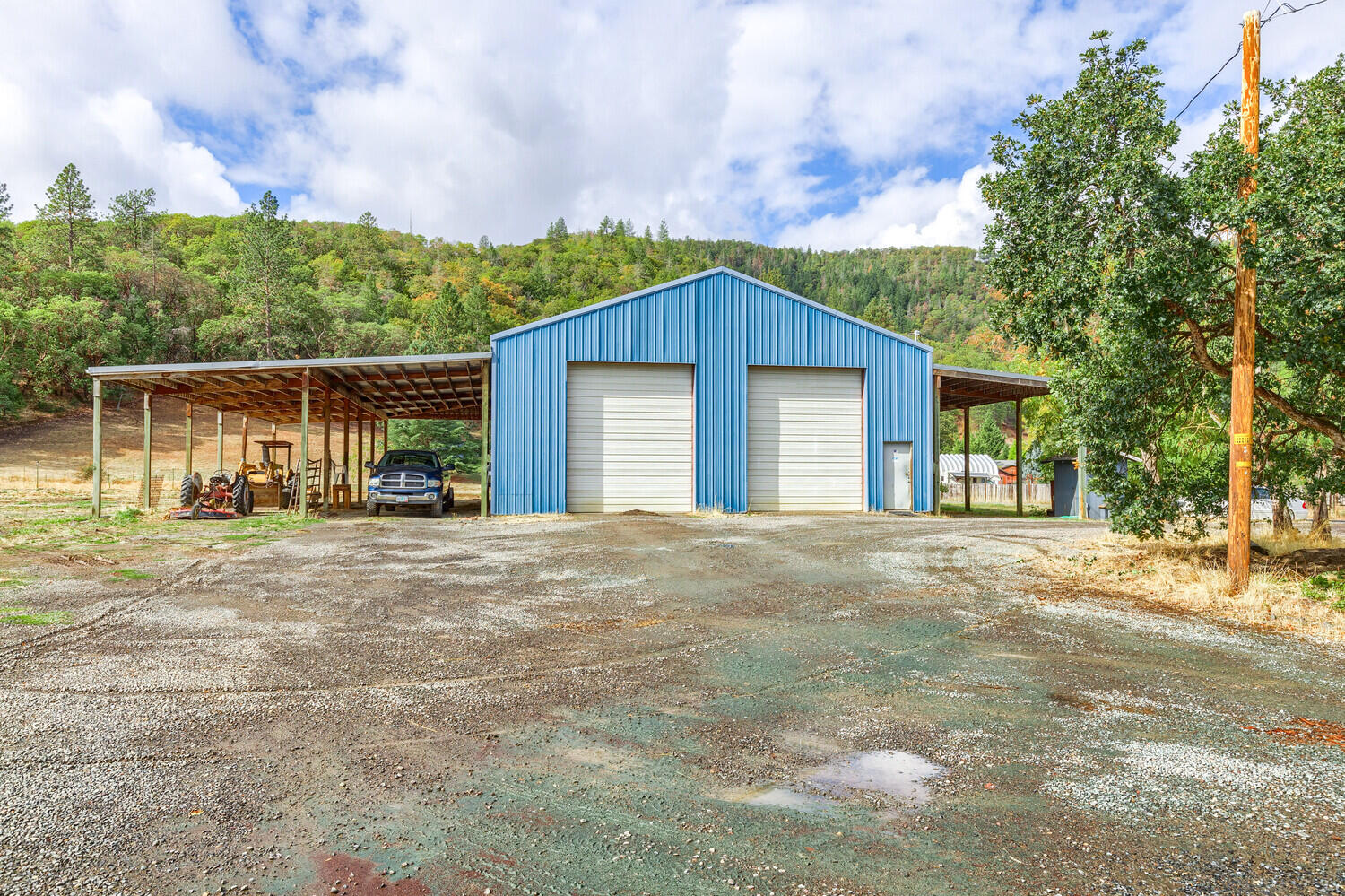 9201 Old Stage Road Central Point, OR 97502 - Photo 41 of 49 06_OS_6_mls