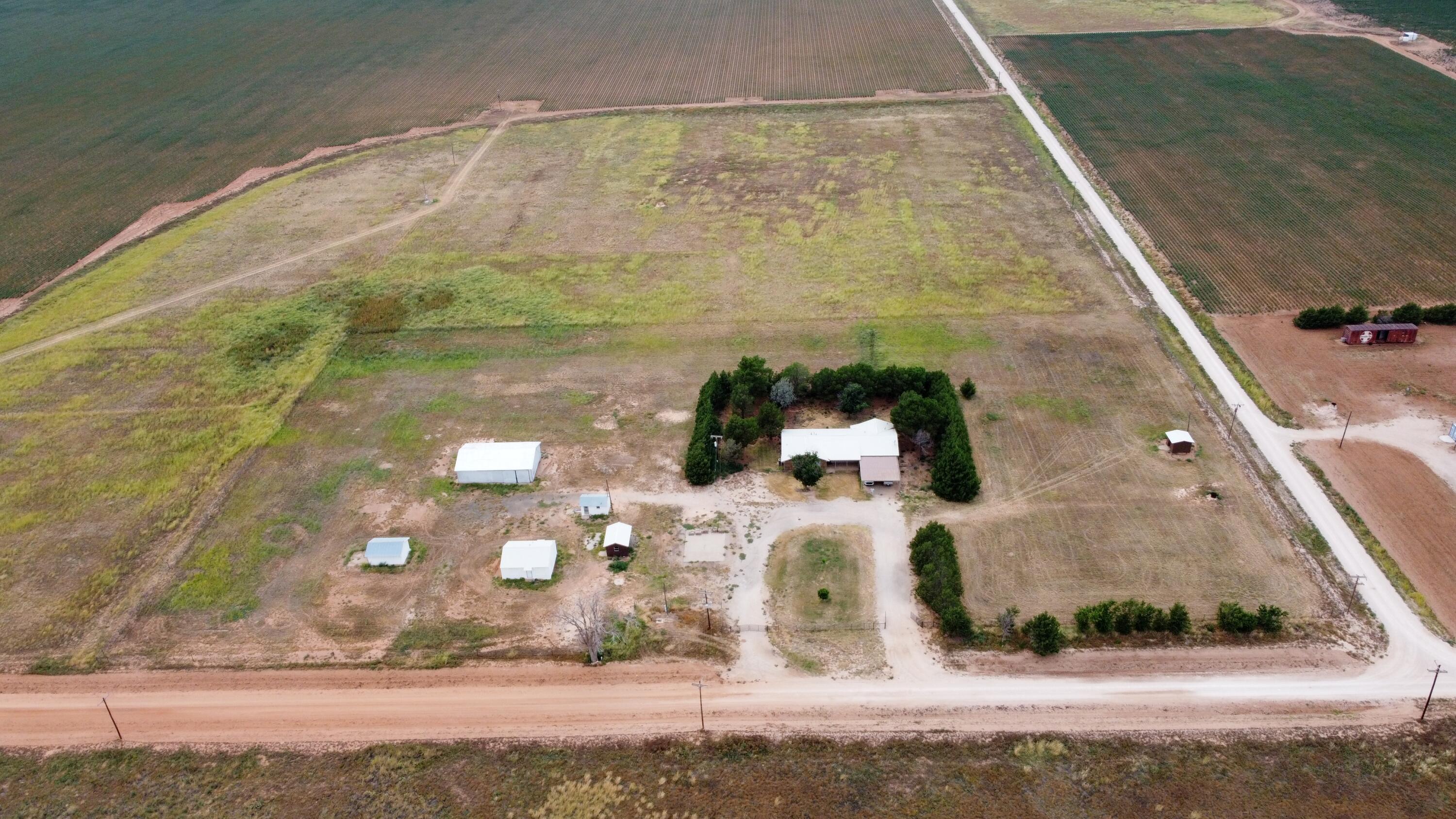3391 Fisher Road Levelland, TX 79336 - Photo 40 of 47 a view of swimming pool