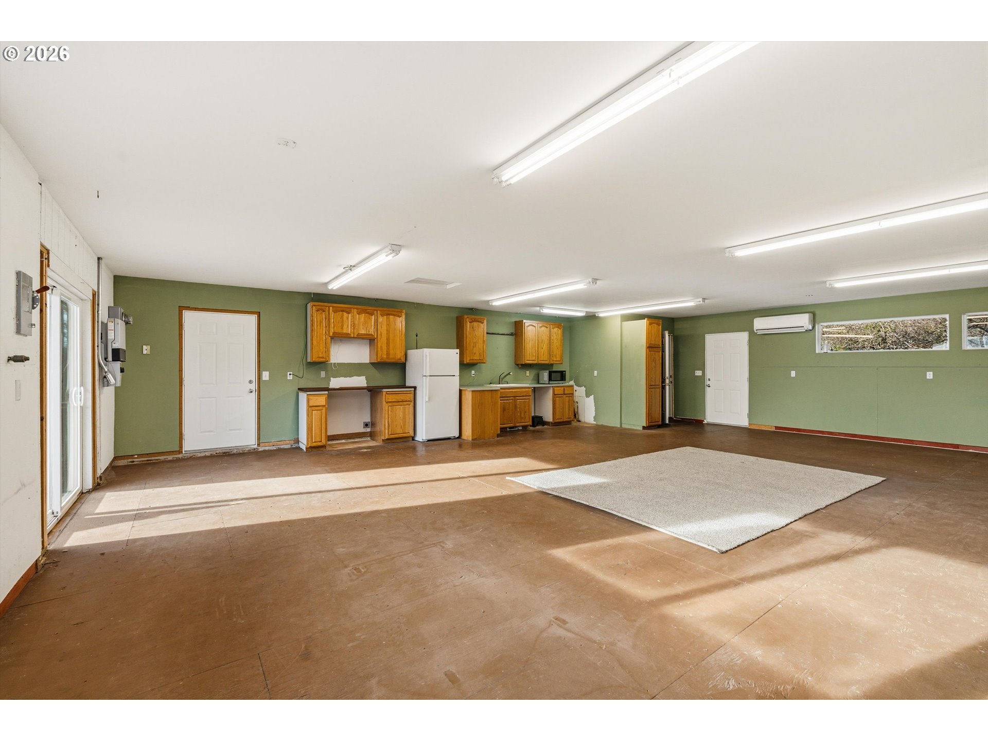 30303 Bellfountain Road Corvallis, OR 97333 - Photo 39 of 47 a view of livingroom with furniture