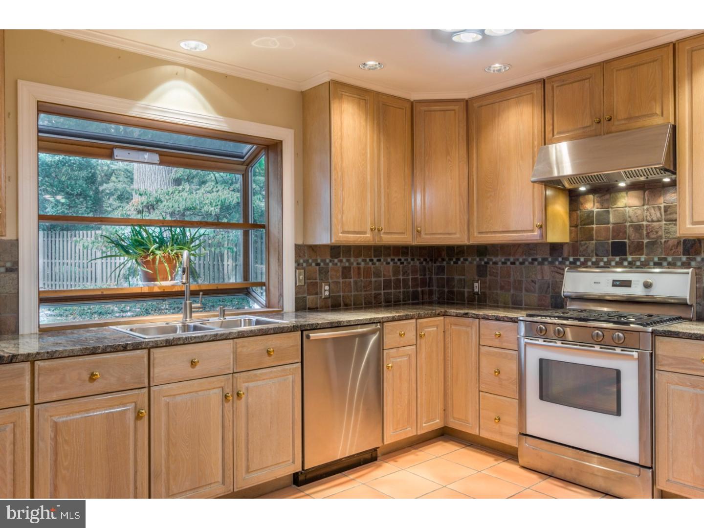 830 Sproul Road Bryn Mawr, PA 19010 - Photo 3 of 25 Kitchen