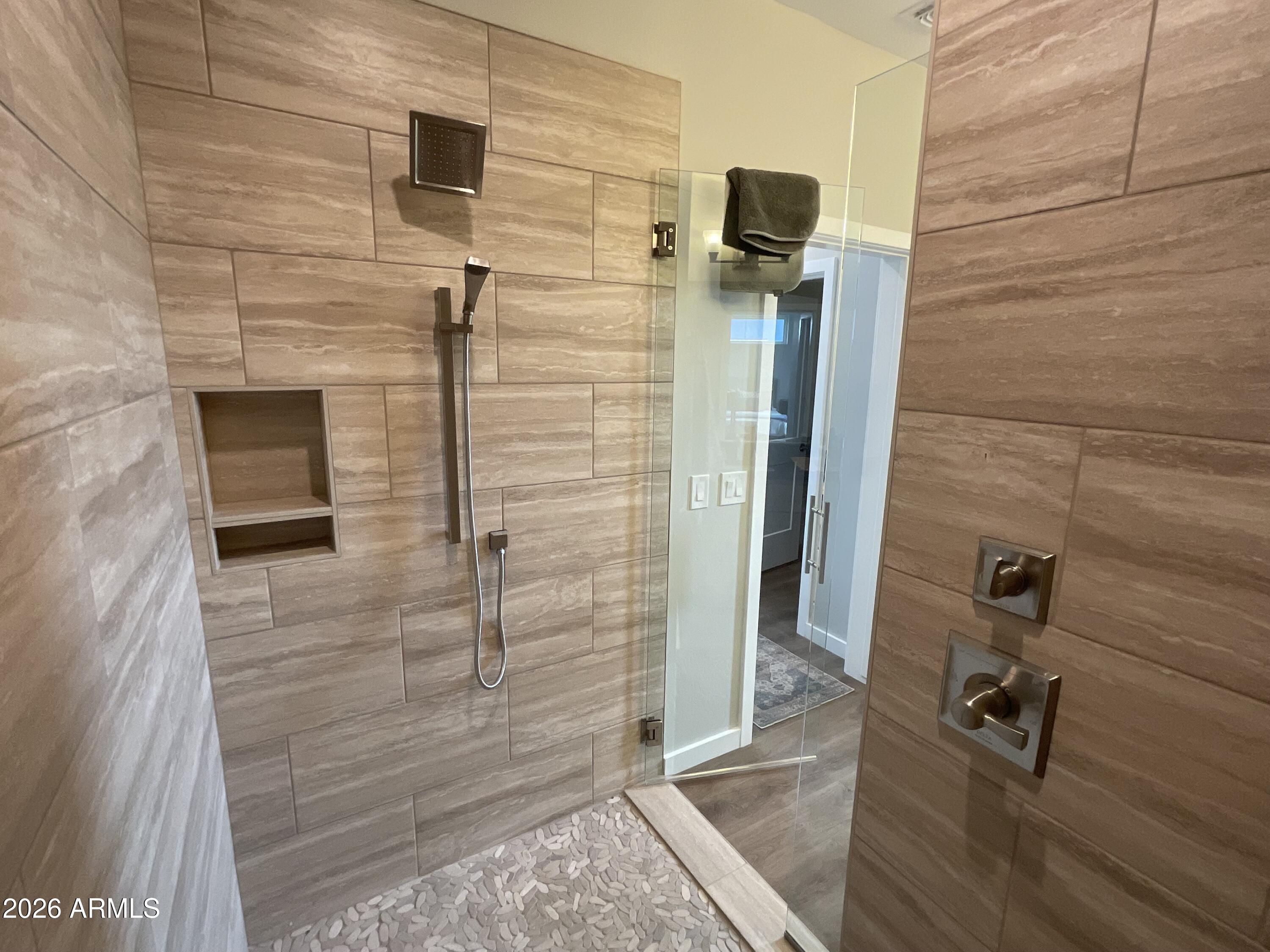 498 Kindra Heights Road Cottonwood, AZ 86326 - Photo 11 of 37 a bathroom with a shower