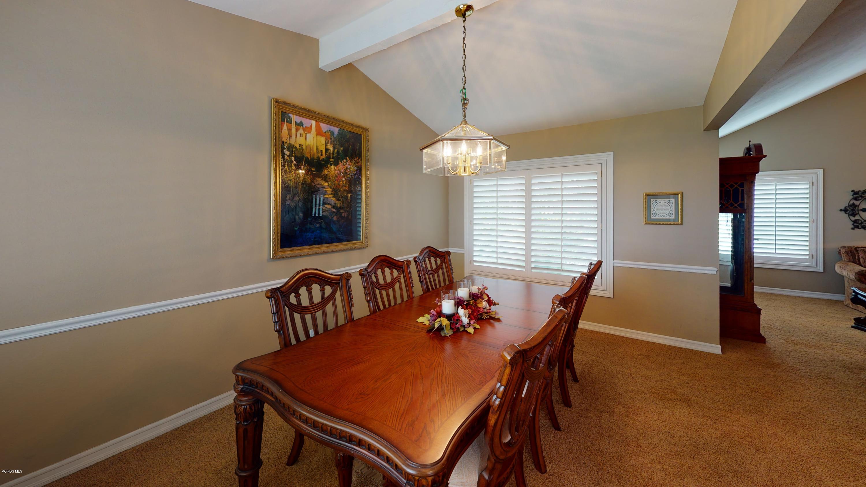 4721 North Buttercreek Road Moorpark, CA 93021 - Photo 12 of 41 4721-N-Buttercreek-Rd-Moorpark-CA-Dining