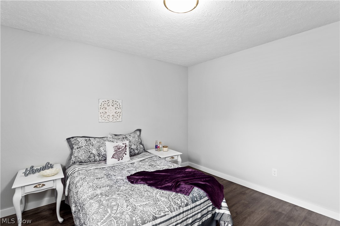 1179 Monarch Road Cleveland, OH 44121 - Photo 20 of 35 Gallery Image 20
