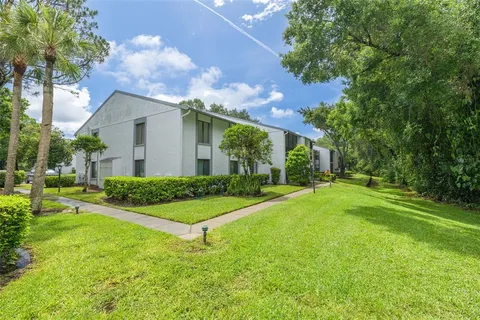 $225,000 | 1326 Pine Ridge Circle East, Unit G2, Tarpon Springs, FL 34688