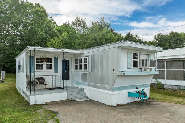 $99,900 | 19 Polly Ann Park, Dover, NH 03820