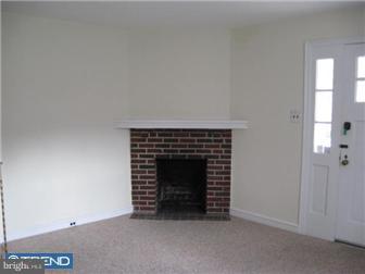 1525 West Wynnewood Road Ardmore, PA 19003 - Photo 3 of 10 Living Room