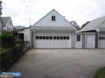 1525 West Wynnewood Road Ardmore, PA 19003 - Photo 9 of 10 Garage