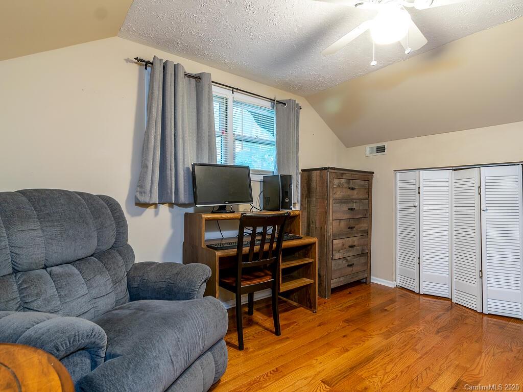 3709 Howard Gap Road Saluda, NC 28773 - Photo 17 of 34 Gallery Image 17