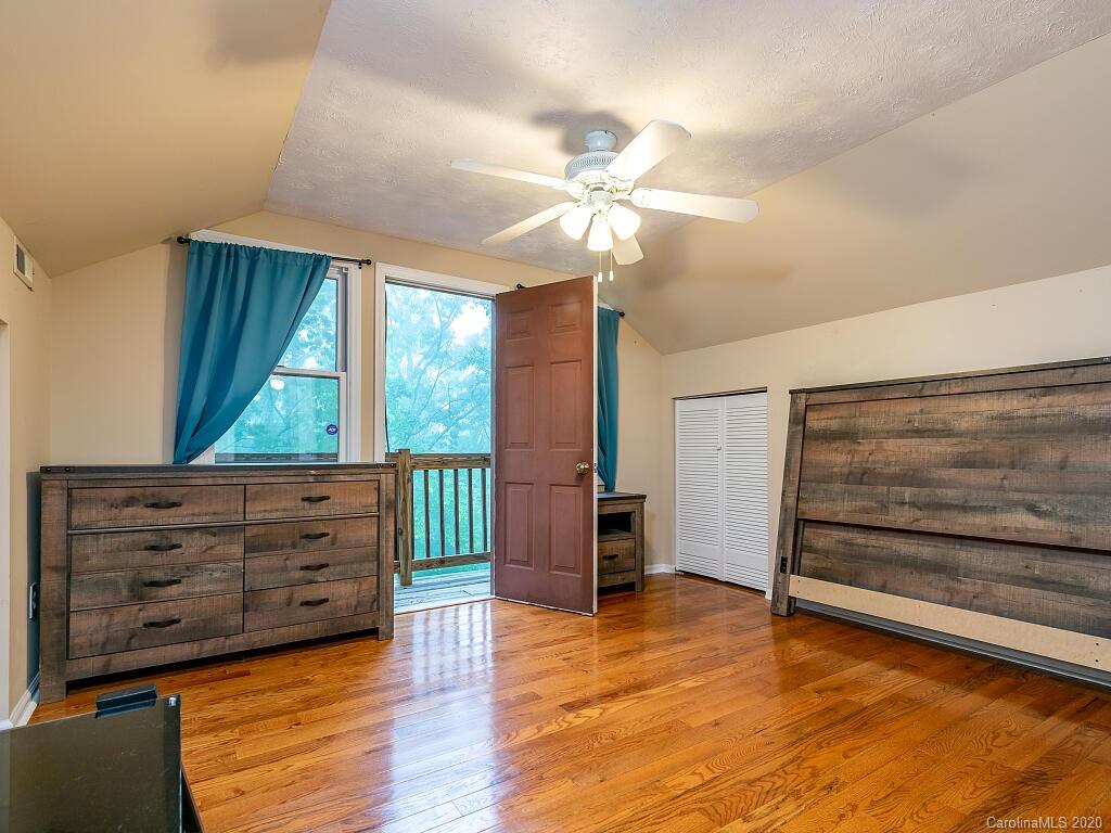 3709 Howard Gap Road Saluda, NC 28773 - Photo 19 of 34 Gallery Image 19