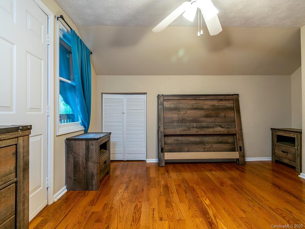 3709 Howard Gap Road Saluda, NC 28773 - Photo 20 of 34 Gallery Image 20