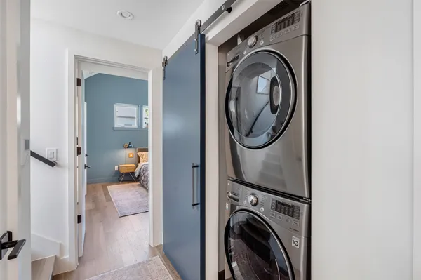 $5,700 | 1105 West 39th 1/2 Street, Unit B, Austin, TX 78756
