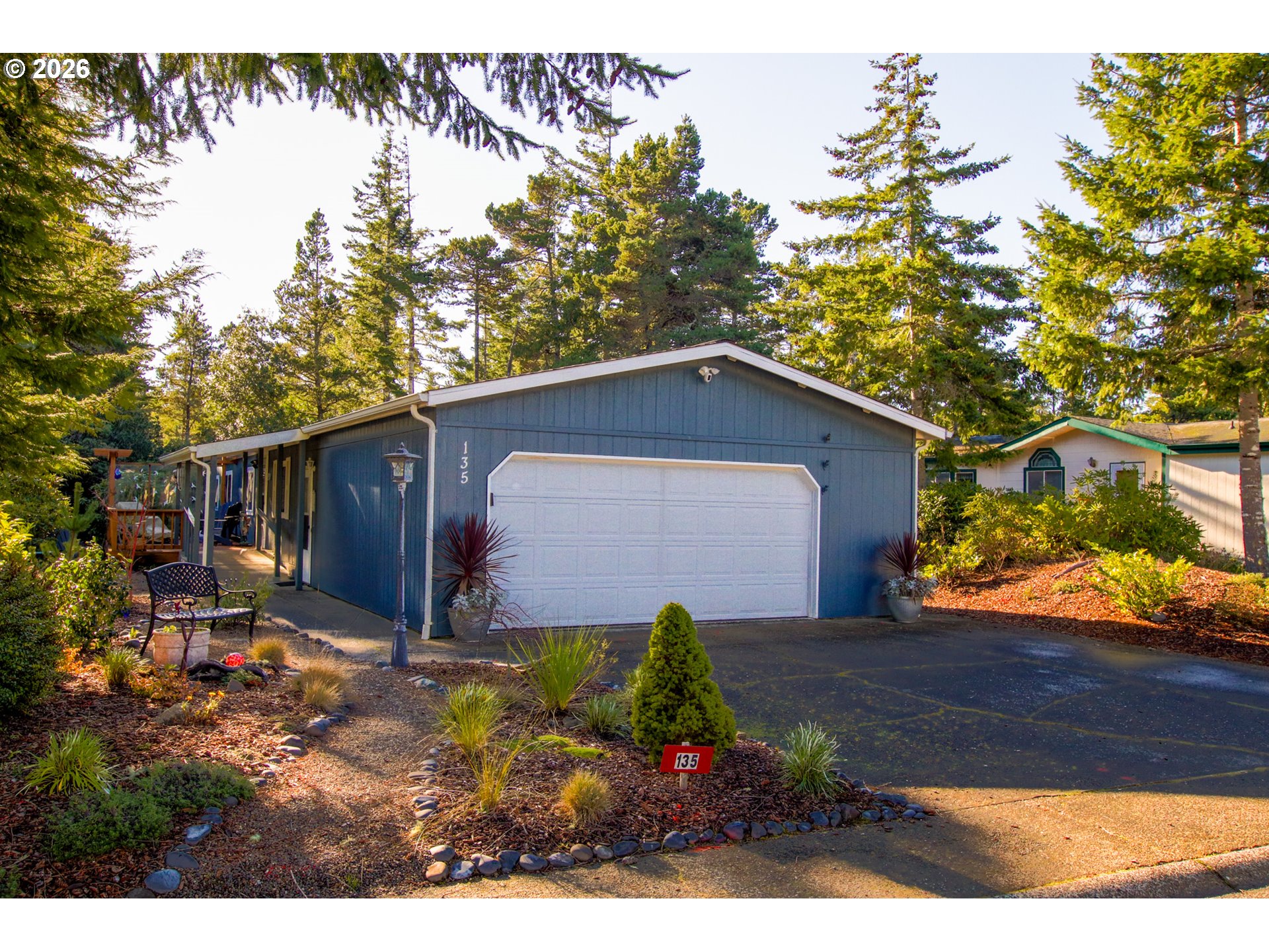 135 43rd Way Florence, OR 97439 - Photo 1 of 28