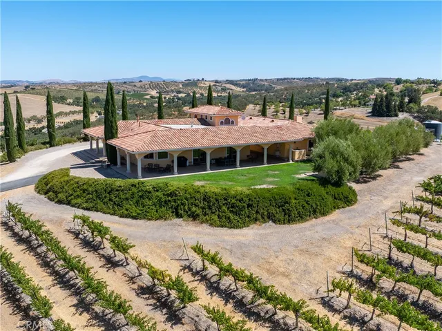 $3,550,000 | 725 Spring Creek Way, Templeton, CA 93465