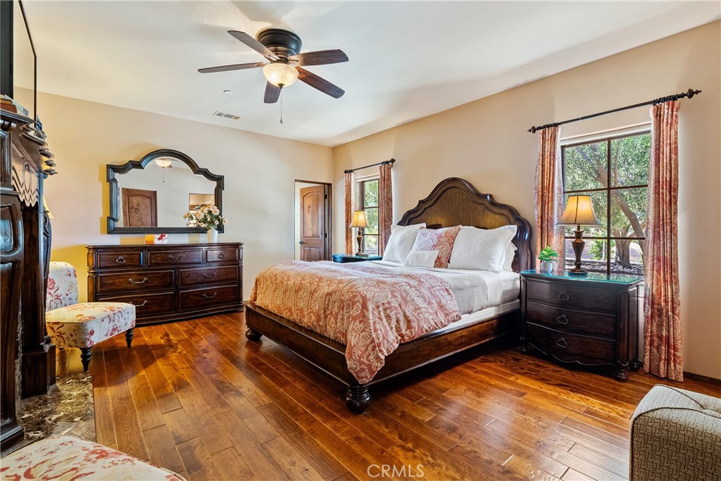 725 Spring Creek Way Templeton, CA 93465 - Photo 24 of 70 a bedroom with a bed dresser and a window