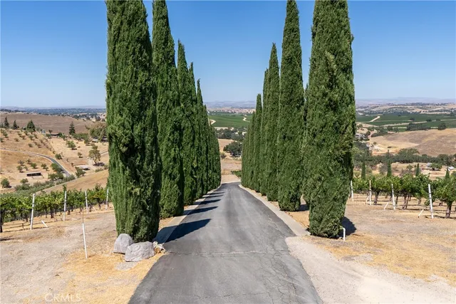 $3,550,000 | 725 Spring Creek Way, Templeton, CA 93465