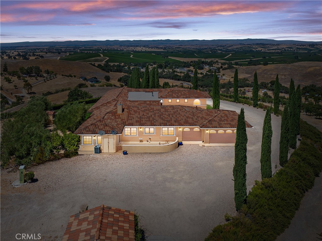 725 Spring Creek Way Templeton, CA 93465 - Photo 43 of 73