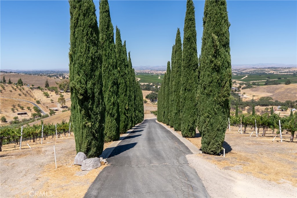 725 Spring Creek Way Templeton, CA 93465 - Photo 64 of 73