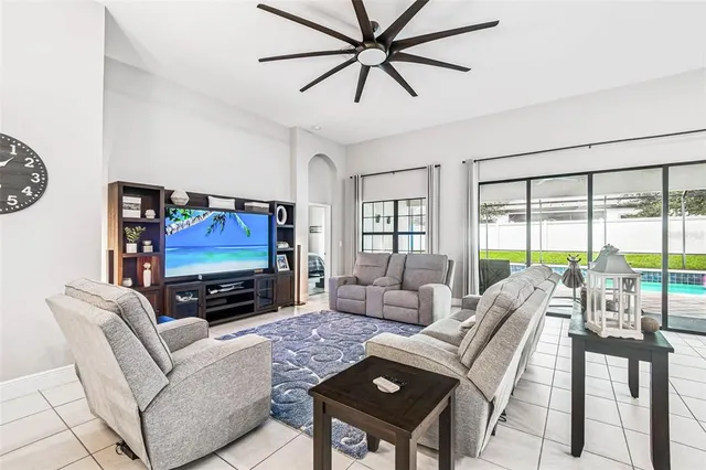 $764,000 | 2853 Valencia Ridge Street, Valrico, FL 33596