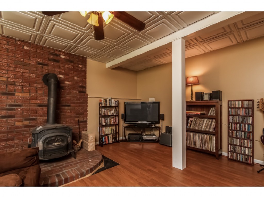 19 Sweetfern Road Sandown, NH 03873 - Photo 14 of 29 Gallery Image 14