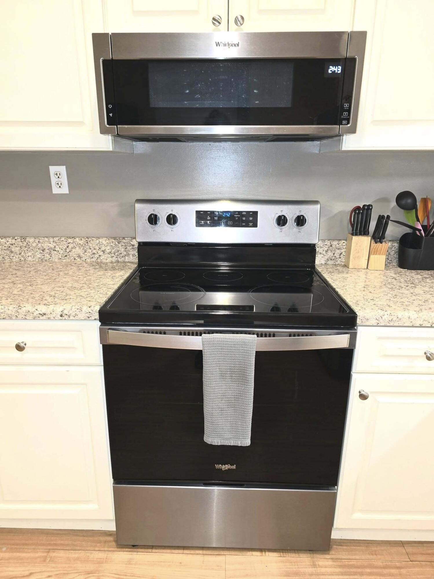 9489 Sidneys Road Round O, SC 29474 - Photo 9 of 29 498579180_10223258679569888_653378615230