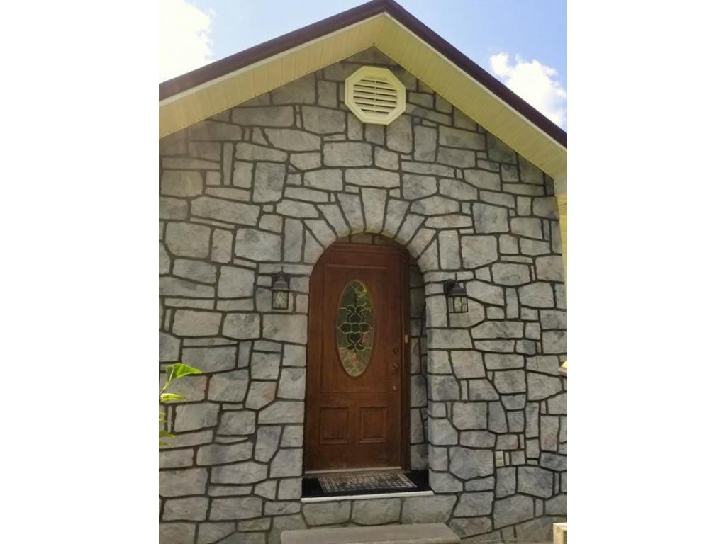 697 Long Hollow Road Elizabethton, TN 37643 - Photo 3 of 20 Photo 3