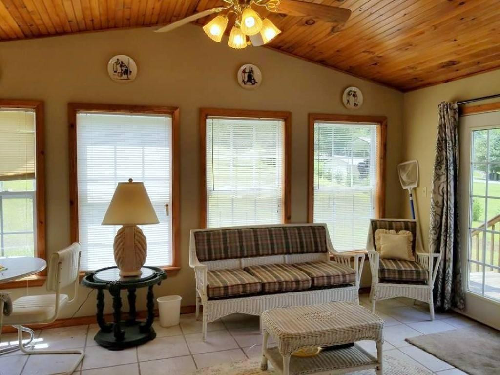697 Long Hollow Road Elizabethton, TN 37643 - Photo 5 of 20 Photo 5