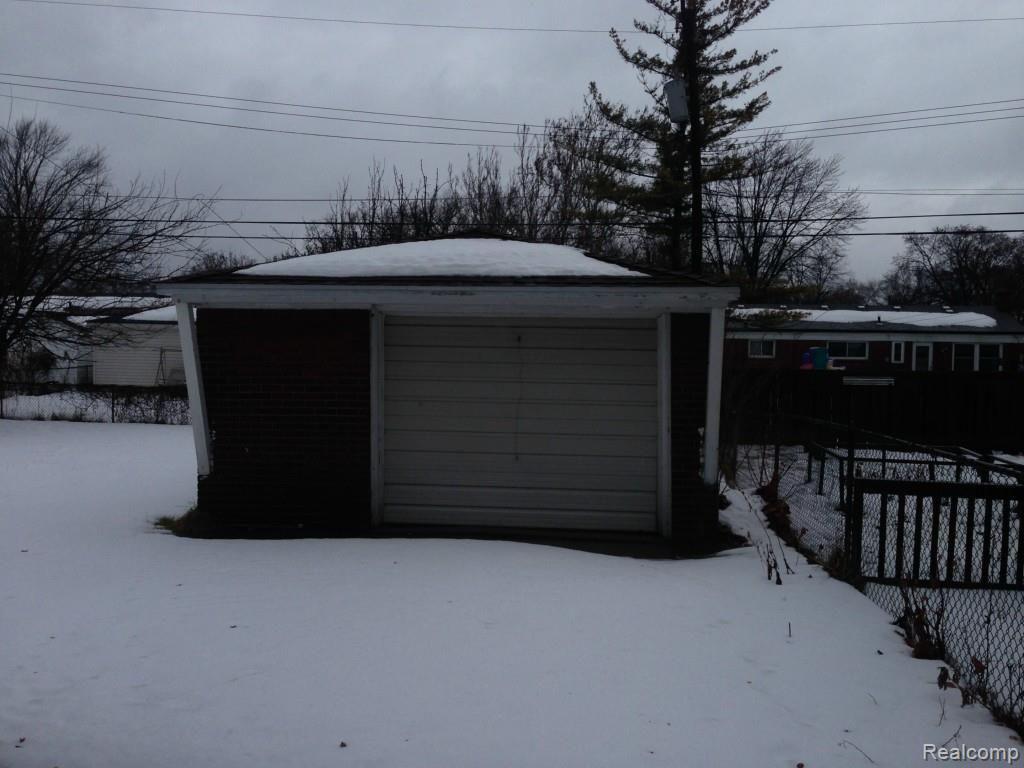 3647 Rome Avenue Warren, MI 48091 - Photo 2 of 11 2.jpg