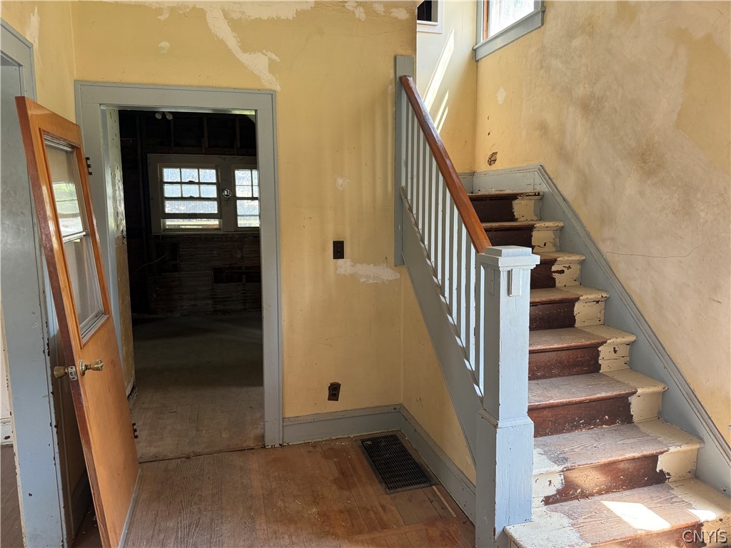 205 East Linden Street Rome, NY 13440 - Photo 5 of 31