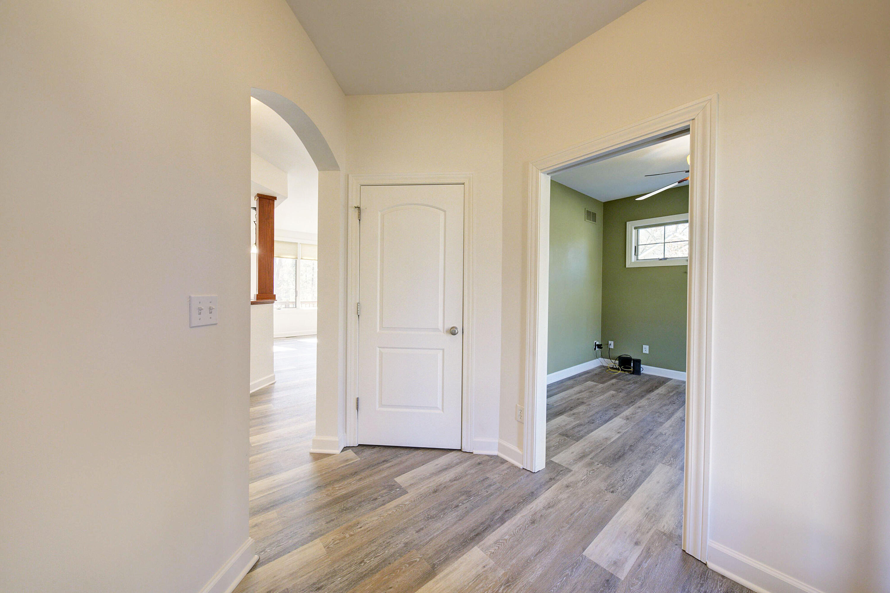 2282 Sunny Ridge Drive Pinckney, MI 48169 - Photo 19 of 81 929A9987_8_9