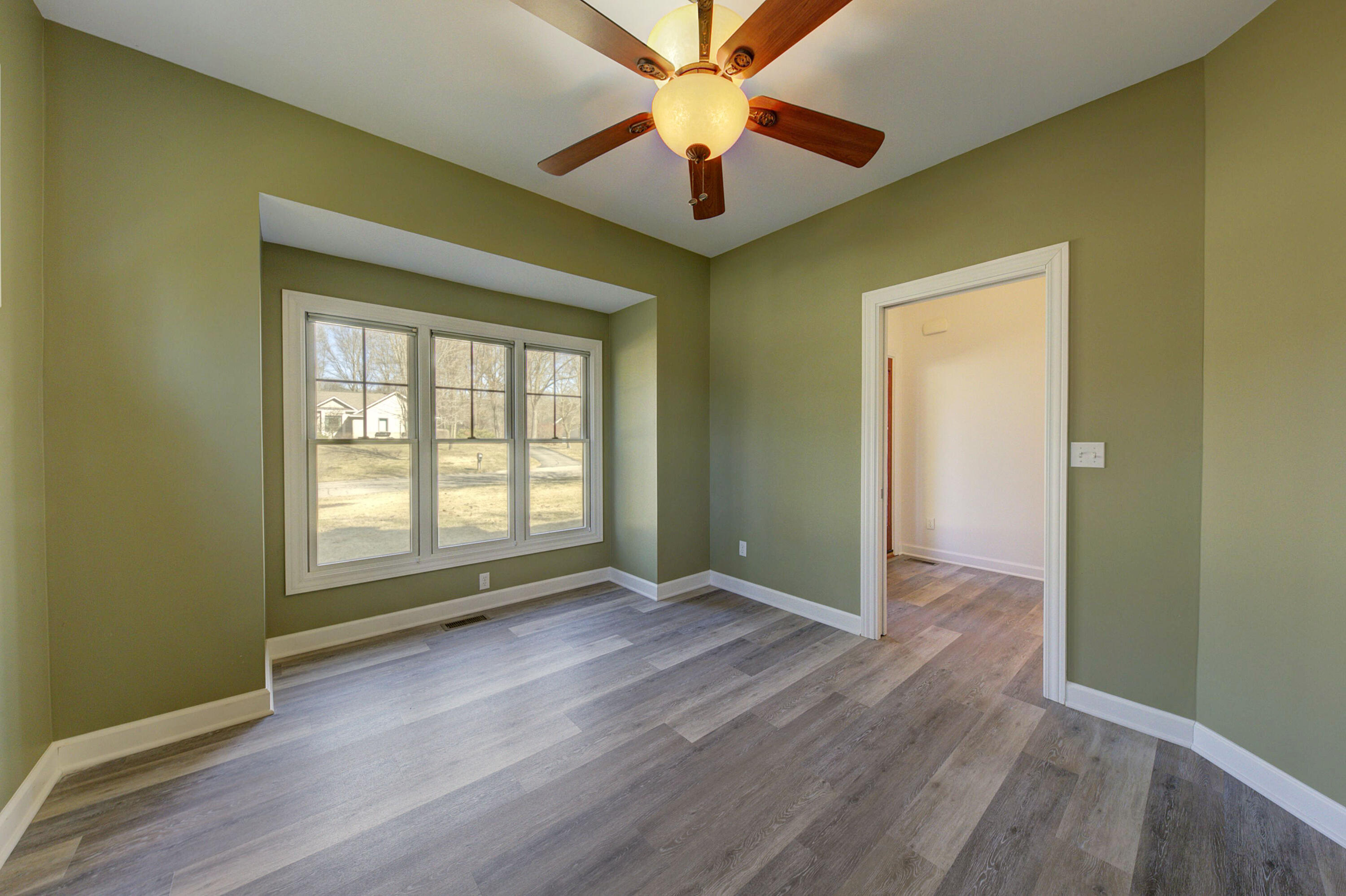 2282 Sunny Ridge Drive Pinckney, MI 48169 - Photo 21 of 81 930A0006_7_8