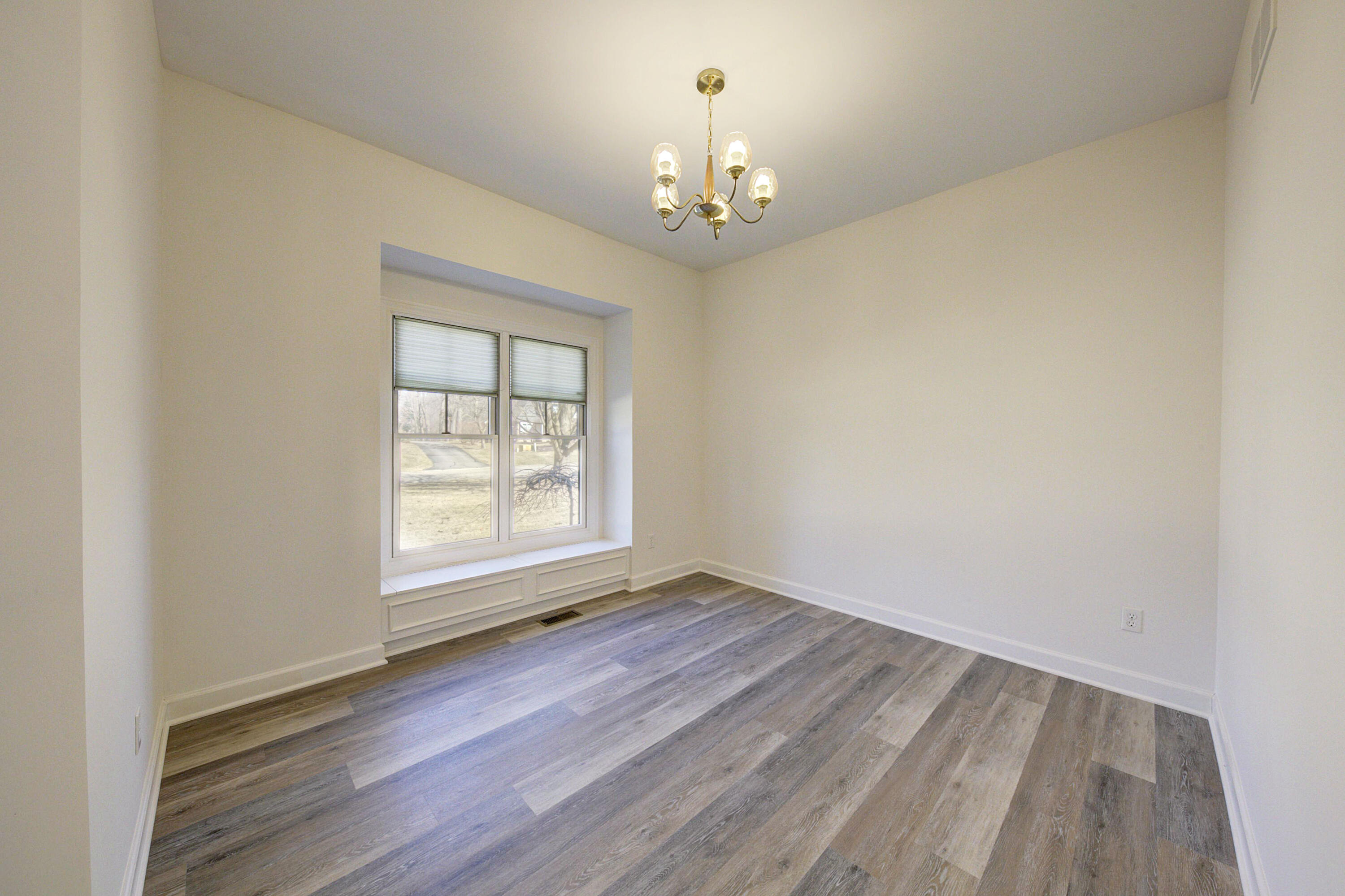 2282 Sunny Ridge Drive Pinckney, MI 48169 - Photo 23 of 81 930A0015_6_7