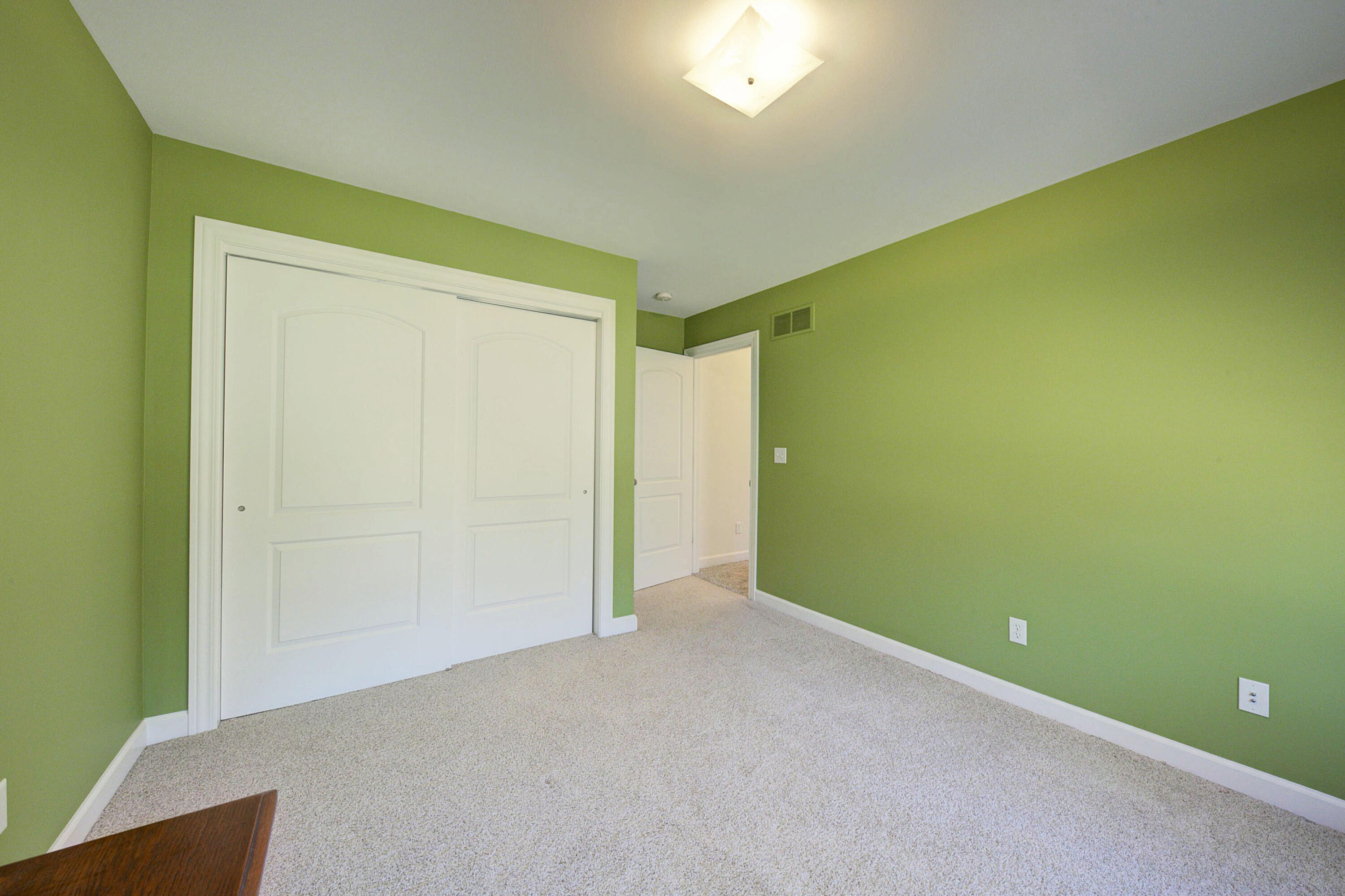 2282 Sunny Ridge Drive Pinckney, MI 48169 - Photo 50 of 81 930A0213_4_5