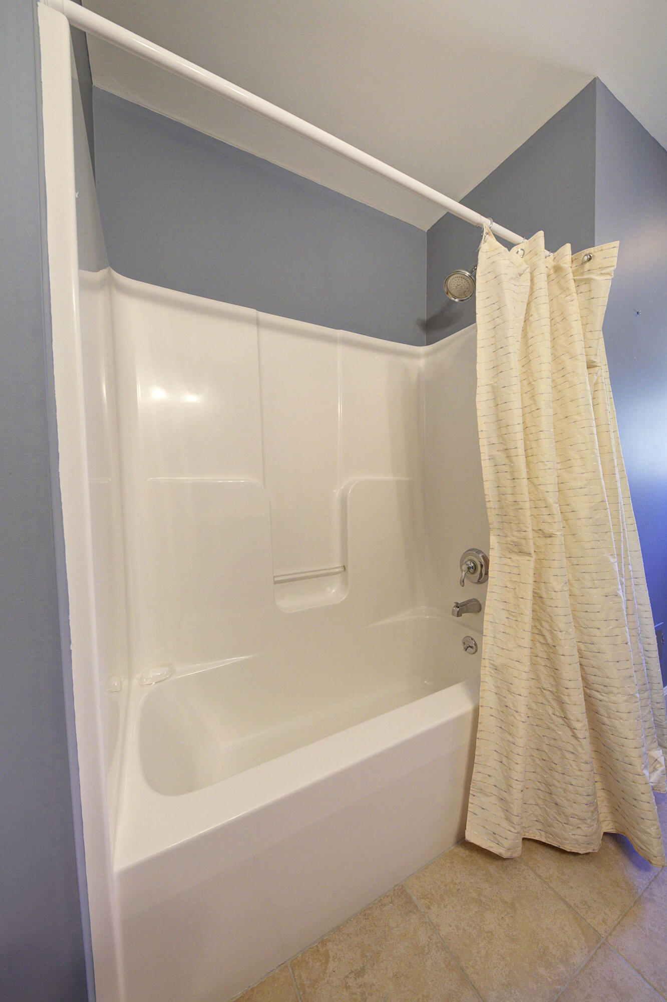 2282 Sunny Ridge Drive Pinckney, MI 48169 - Photo 52 of 81 930A0204_5_6