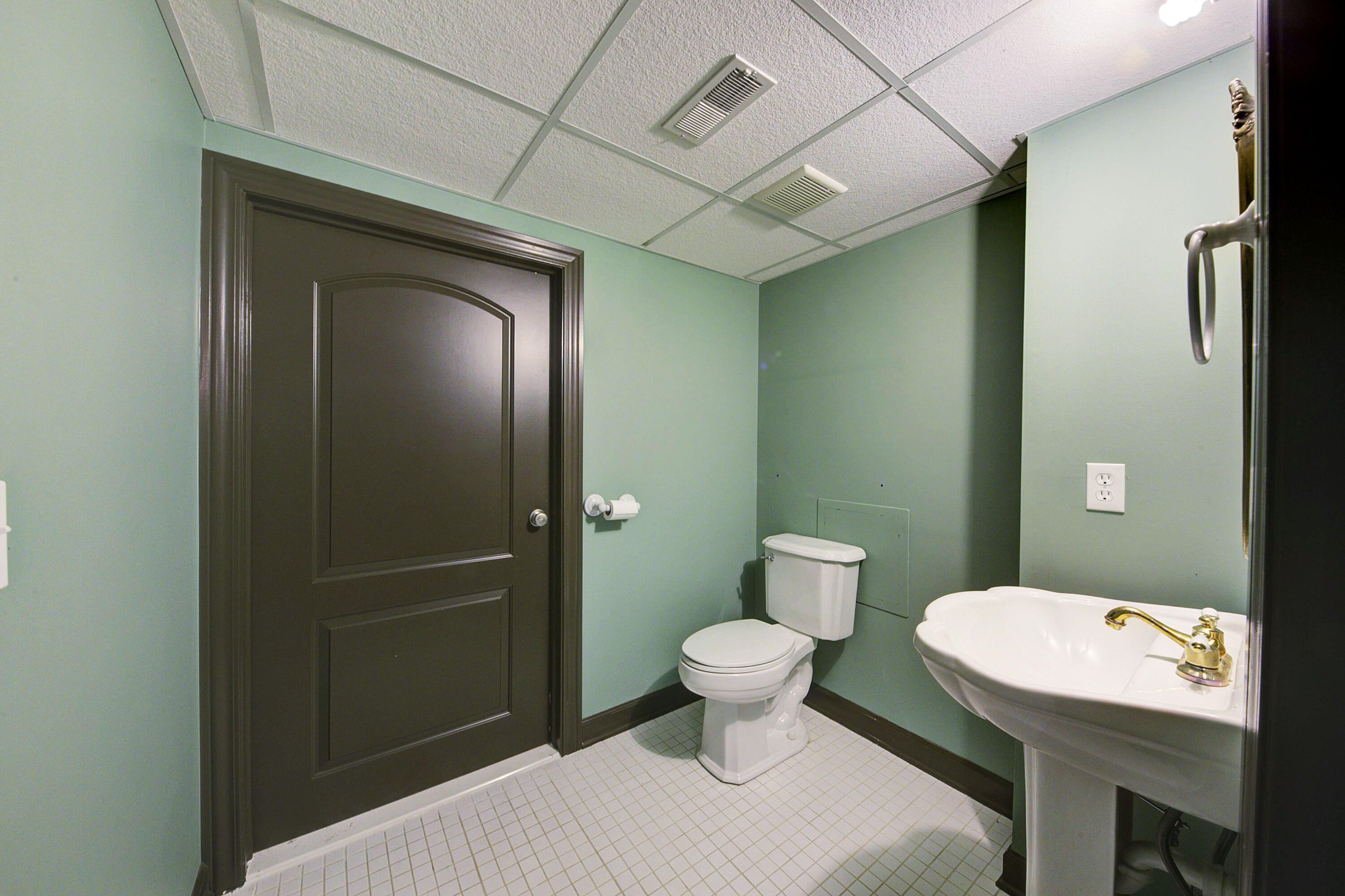 2282 Sunny Ridge Drive Pinckney, MI 48169 - Photo 63 of 81 930A0252_3_4