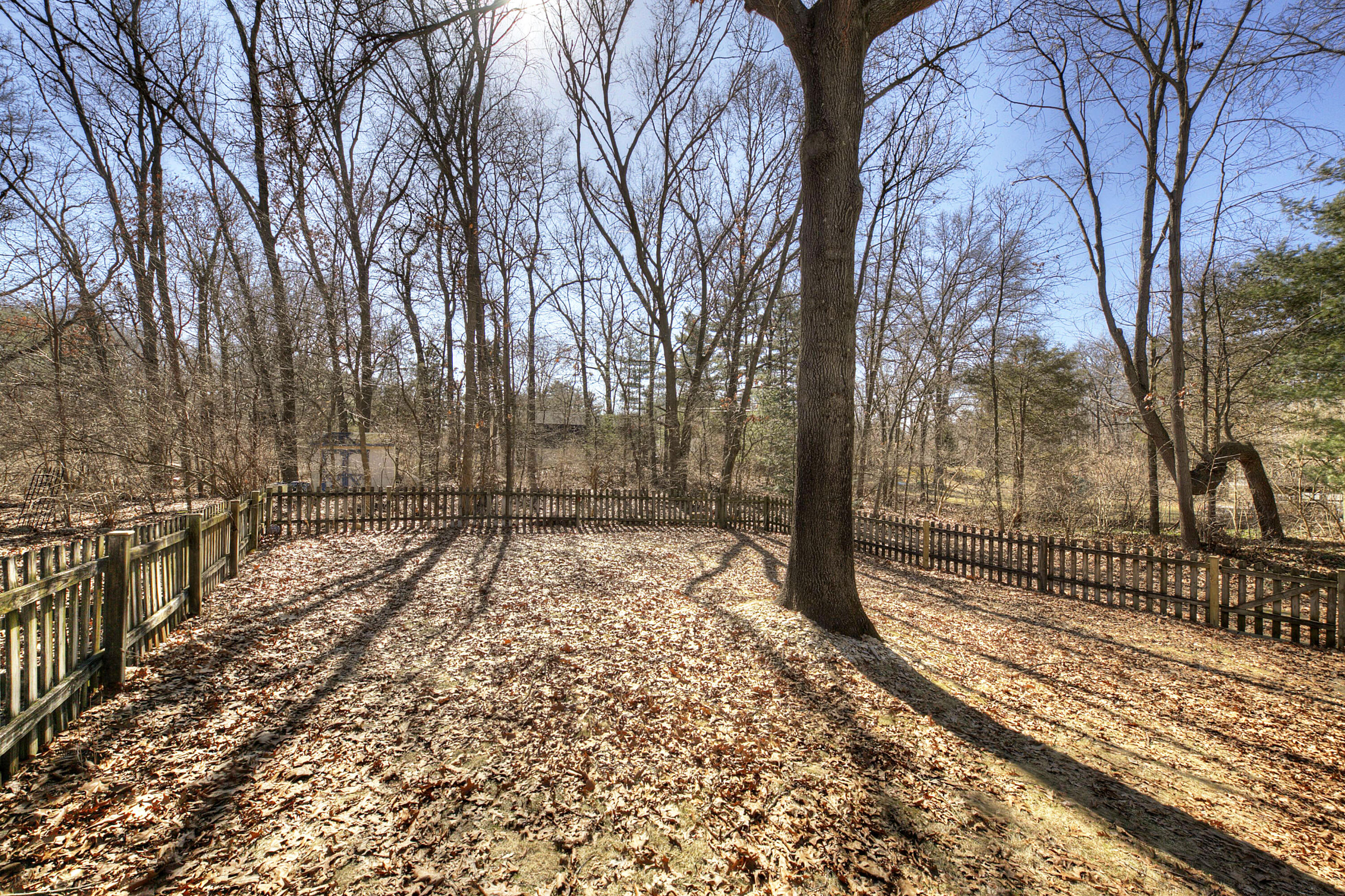 2282 Sunny Ridge Drive Pinckney, MI 48169 - Photo 71 of 81 930A0303_4_5