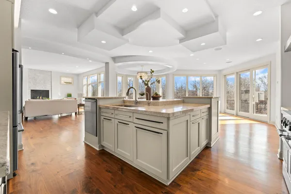 $1,250,000 | 5110 Terraceview Lane North, Plymouth, MN 55446