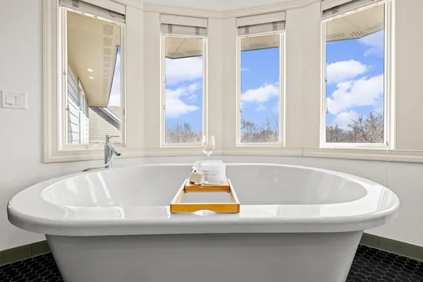 $1,250,000 | 5110 Terraceview Lane North, Plymouth, MN 55446