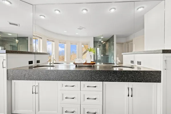 $1,250,000 | 5110 Terraceview Lane North, Plymouth, MN 55446