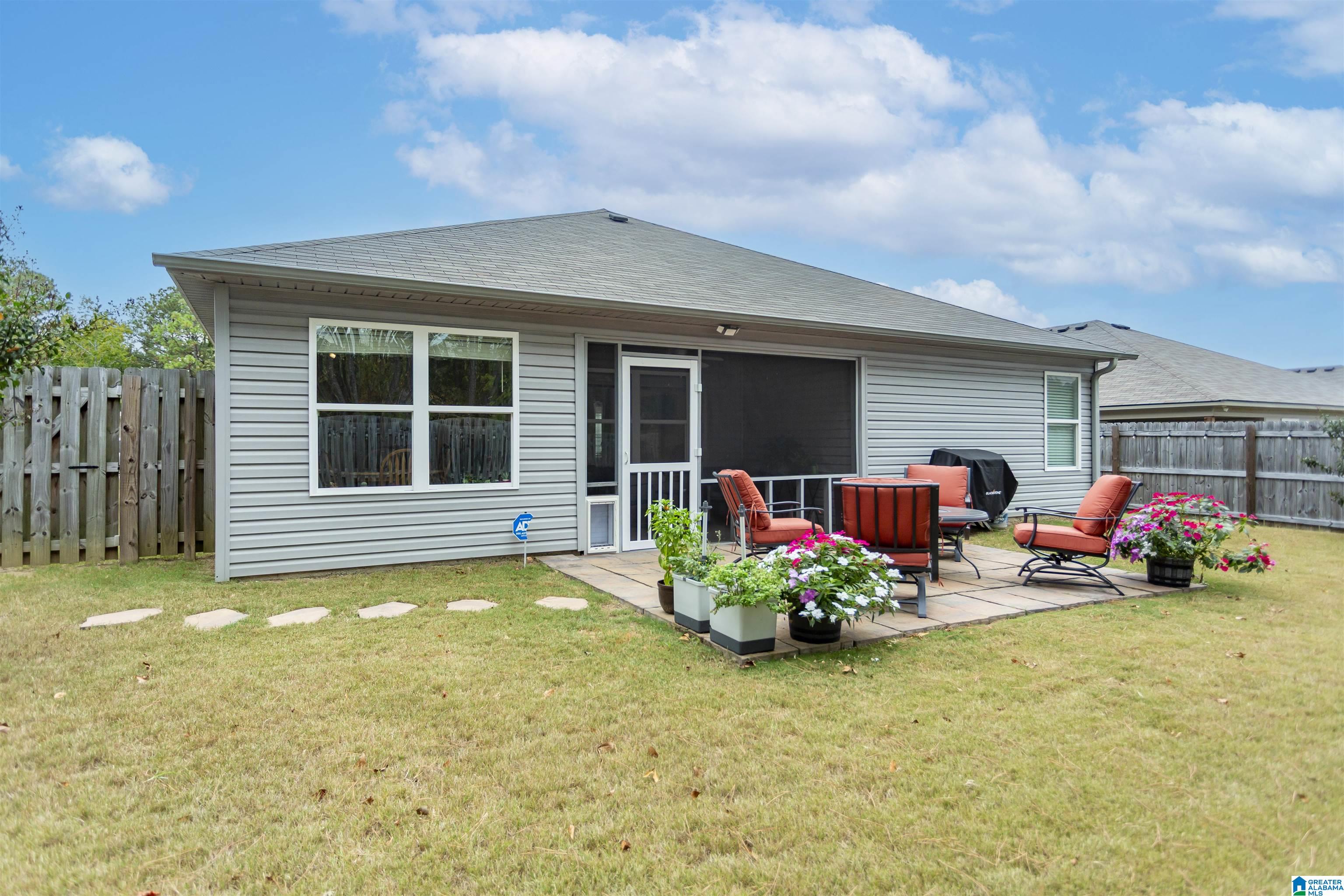 189 Briarfield Lane Calera, AL 35040 - Photo 5 of 47