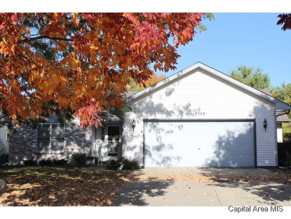 3329 Blueberry Lane Springfield, IL 62711 - Photo 1 of 8