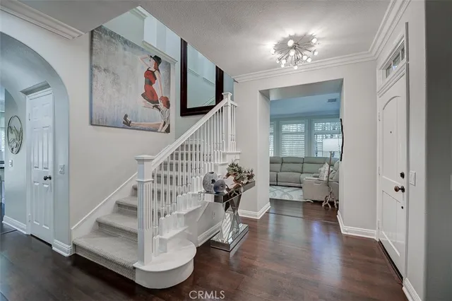 $8,000 | 2574 Bungalow Place, Corona del Mar, CA 92625