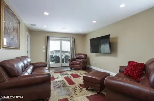 $7,250 | 431 Hiering Avenue, Seaside Heights, NJ 08751