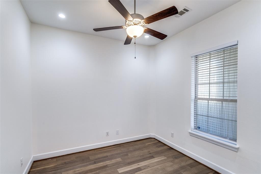 5015 Meridian Lane, Unit 1102 Addison, TX 75001 - Photo 9 of 22