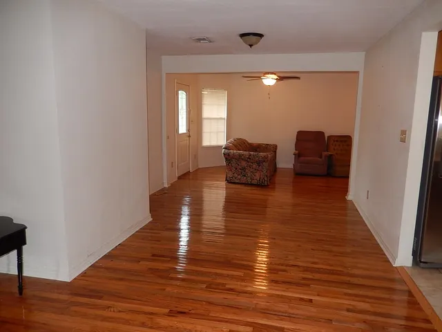 $1,850 | 307 North Dellview Drive, Tallahassee, FL 32303